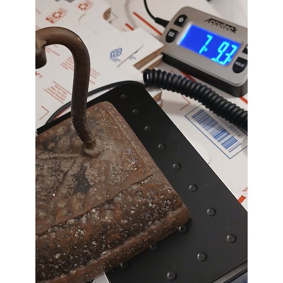 Sad Iron Antique Cast Flat Iron Rope Braid Grip Handle 8 Lb Ornate Brown 6" Inch - Picture 16 of 16